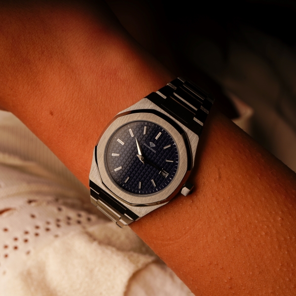 Blue Dial - Steel